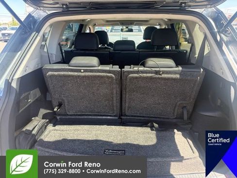Used 2020 Volkswagen Tiguan SE w/ Panoramic Sunroof Package AWD/4WD image 9