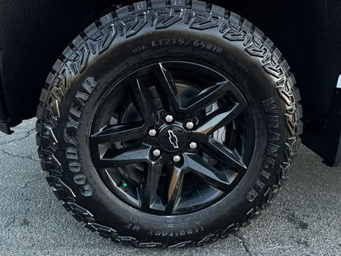 New 2026 Chevrolet Silverado 1500 Custom Trail Boss AWD/4WD image 12