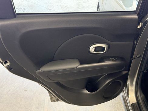 Used 2017 Kia Soul + FWD Hatchback 2.0L 4-Cyl image 13