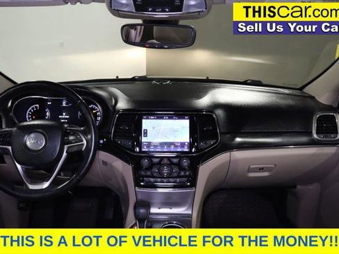 Used 2020 Jeep Grand Cherokee Limited w/ Luxury Group II RWD image 16