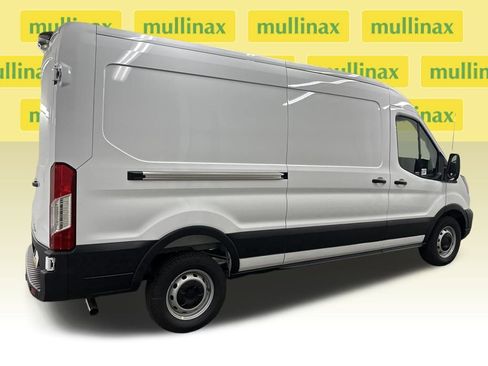 New 2026 Ford Transit 250 148 Medium Roof w/ Load Area Protection Package image 2