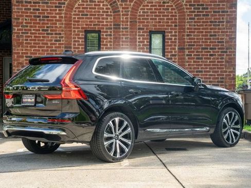 Used 2023 Volvo XC60 B5 Ultimate w/ Climate Package AWD/4WD image 6