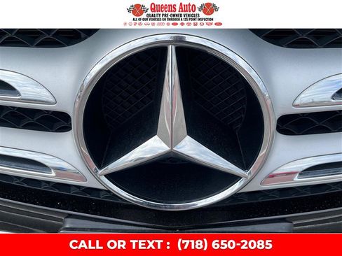 Used 2019 Mercedes-Benz GLC 300 4MATIC w/ Premium Package image 37