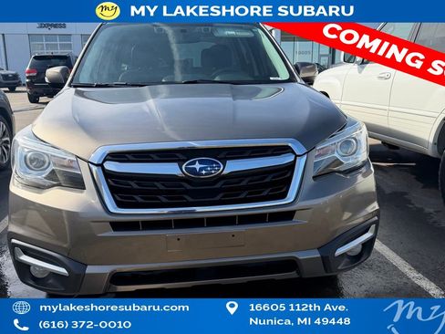 Used 2018 Subaru Forester 2.5i Touring image 2