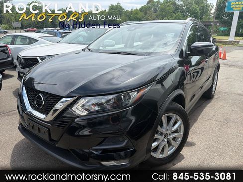Used 2020 Nissan Rogue Sport SV w/ Technology Package AWD/4WD image 1