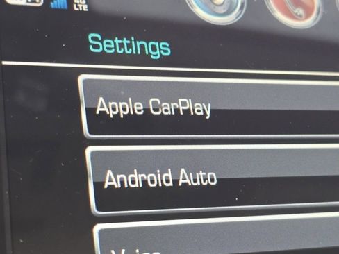 Used 2018 Chevrolet Equinox LT w/ Sun & Infotainment Package FWD image 4