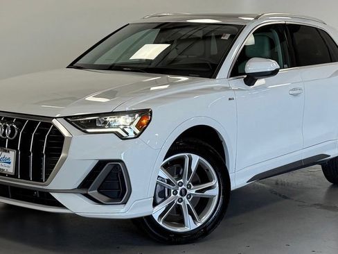 Used 2023 Audi Q3 2.0T Premium Plus w/ Premium Plus Package AWD/4WD image 1