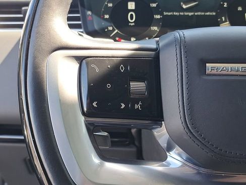 Used 2023 Land Rover Range Rover SE image 23