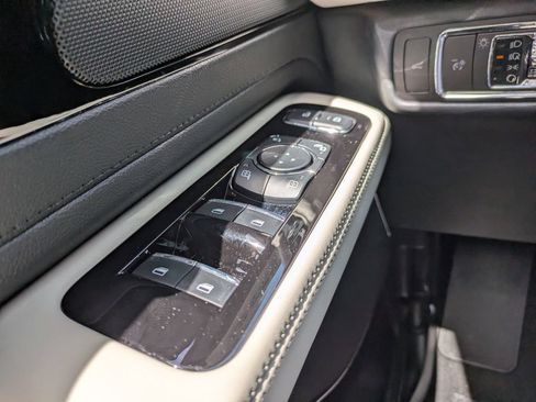 New 2026 Lincoln Aviator Reserve w/ Illumination Package RWD image 29