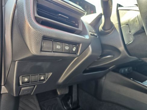 Used 2026 Toyota Prius Plug-In Hybrid FWD image 21
