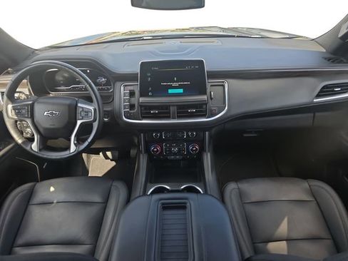 Used 2022 Chevrolet Tahoe Z71 w/ Luxury Package image 9