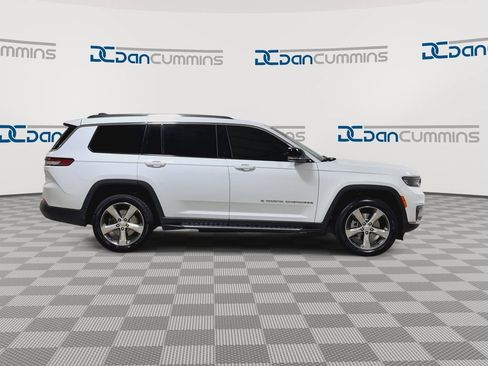 Used 2021 Jeep Grand Cherokee L Limited AWD/4WD image 9