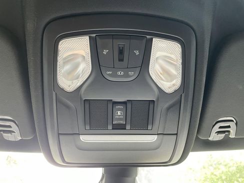Used 2020 RAM 1500 Lone Star AWD/4WD image 32