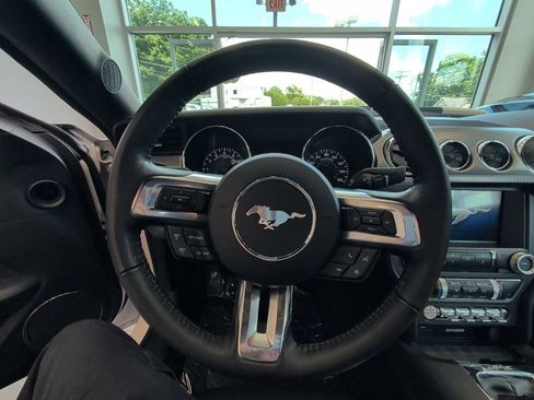 Used 2017 Ford Mustang GT Premium w/ GT Performance Package RWD image 20