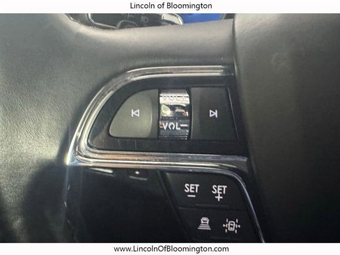 Certified 2022 Lincoln Navigator Reserve AWD/4WD image 38