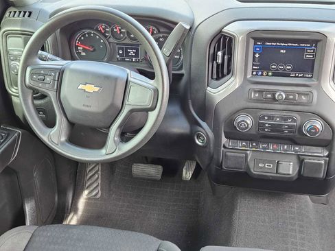 Used 2022 Chevrolet Silverado 1500 Custom image 25