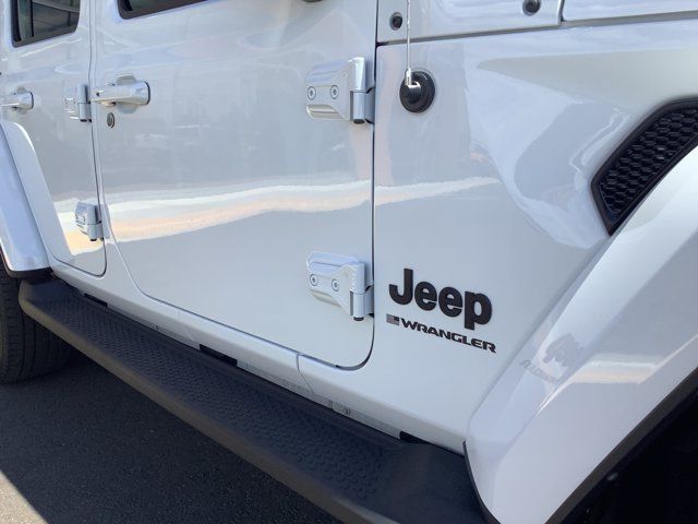 Used 2023 Jeep Wrangler Unlimited Sahara AWD/4WD image 45