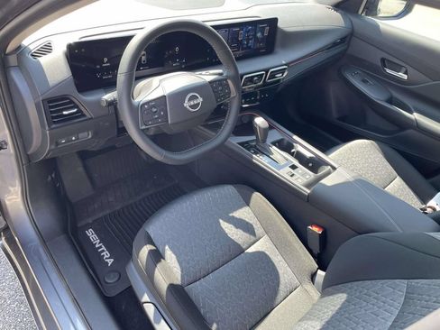 New 2026 Nissan Sentra SV w/ SV Convenience Package FWD image 17