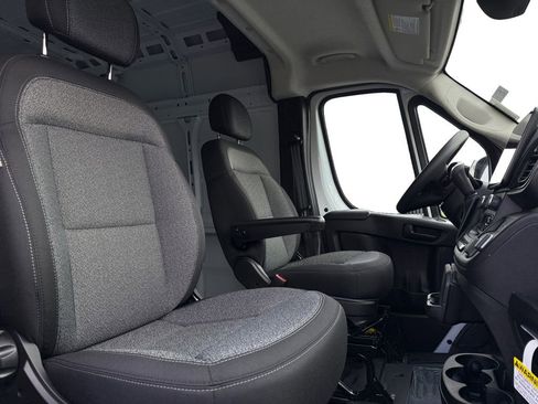 New 2026 RAM ProMaster 3500 w/ Premium Convenience Group image 15