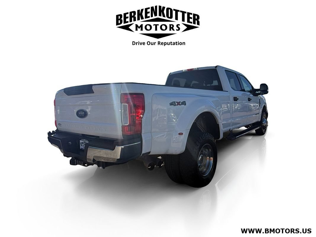 Used 2019 Ford F350 XLT AWD/4WD image 3