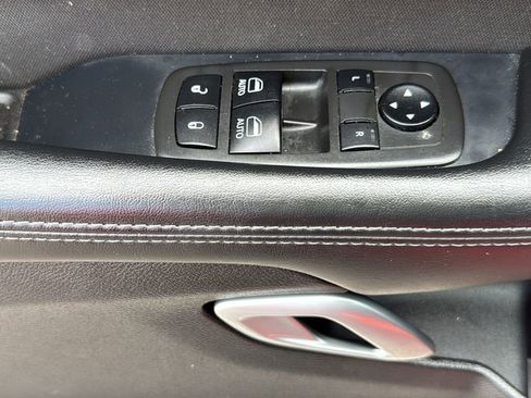 Used 2021 Dodge Challenger SXT image 13