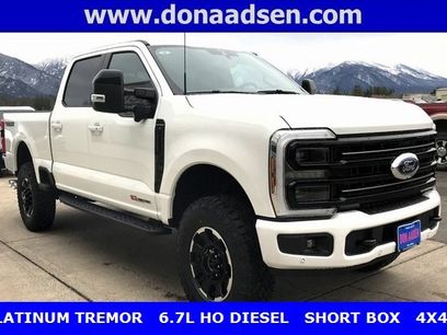 New 2026 Ford F350 Platinum w/ Tremor Off-Road Package