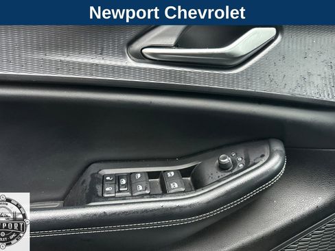 Used 2023 Jeep Grand Cherokee L Laredo image 12