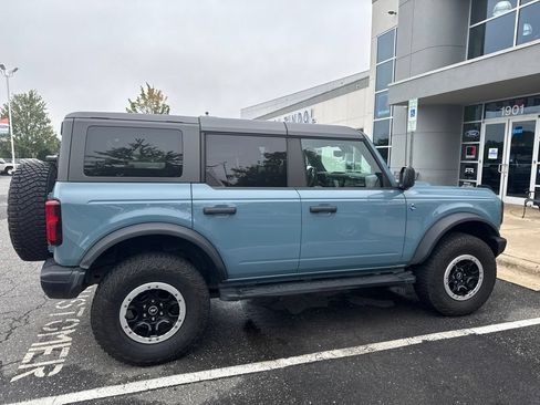 Used 2023 Ford Bronco Black Diamond w/ Sasquatch Package AWD/4WD image 6