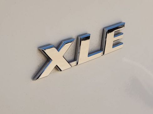 Used 2025 Toyota RAV4 XLE w/ Convenience Package FWD image 8