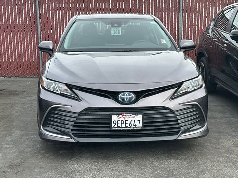Used 2023 Toyota Camry LE image 5