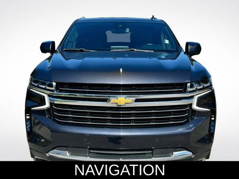 Used 2023 Chevrolet Suburban LT image 8