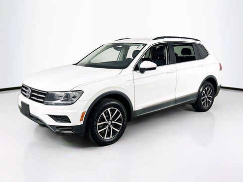 Certified 2021 Volkswagen Tiguan SE AWD/4WD image 1