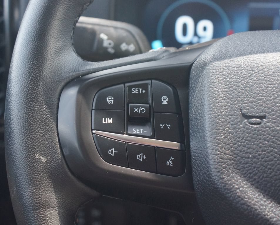 Used 2025 Ford Ranger Lariat w/ Advanced Towing Package AWD/4WD image 11