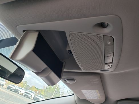 Used 2016 Nissan Murano SV image 22