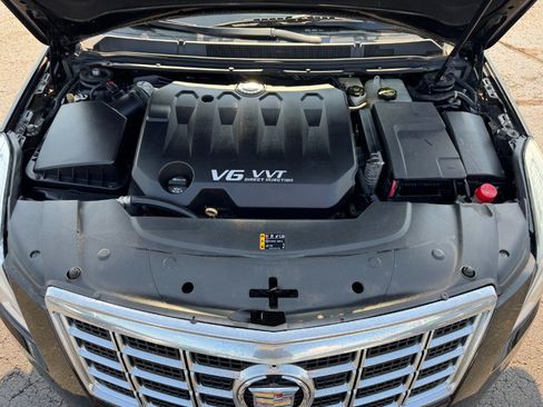 Used 2013 Cadillac XTS Luxury FWD image 23