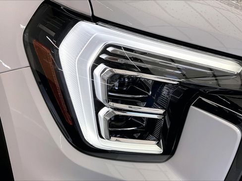 New 2026 GMC Terrain Elevation AWD/4WD image 15