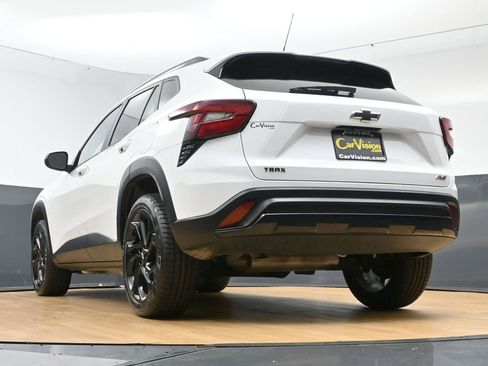 Used 2024 Chevrolet Trax RS FWD image 49