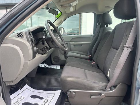 Used 2011 Chevrolet Silverado 1500 W/T RWD image 17