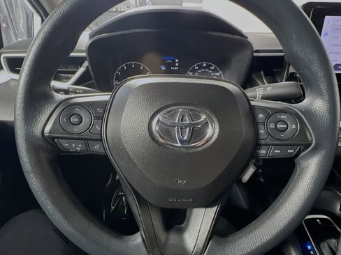 Used 2024 Toyota Corolla LE image 18