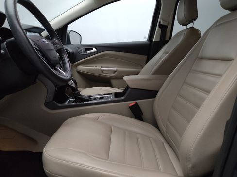 Used 2019 Ford Escape SEL FWD image 17