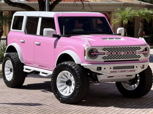 Used 2025 Ford Bronco Outer Banks image 4