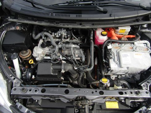 Used 2013 Toyota Prius C Three FWD image 24