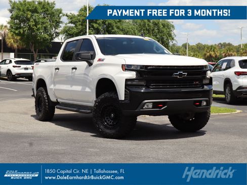 Used 2021 Chevrolet Silverado 1500 LT Trail Boss w/ Convenience Package II AWD/4WD image 1