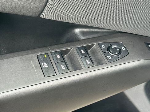 Used 2025 BMW X3 xDrive30i w/ Premium Package image 13