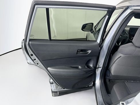 Used 2024 Toyota Corolla Cross LE FWD image 25