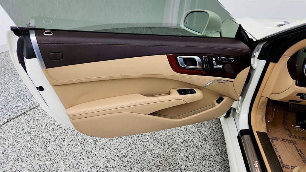 Used 2015 Mercedes-Benz SL 400 image 11