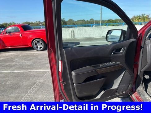 Used 2019 GMC Canyon Denali image 11