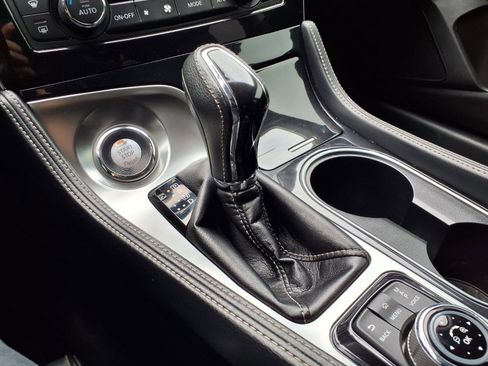 Used 2017 Nissan Maxima Platinum FWD image 12