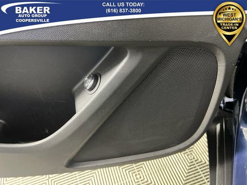 Certified 2023 Chevrolet Traverse LT image 23