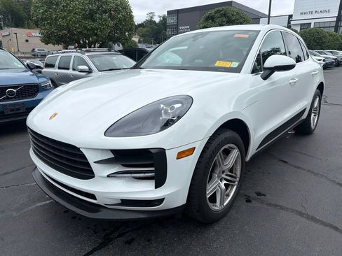 Used 2021 Porsche Macan S AWD/4WD image 1